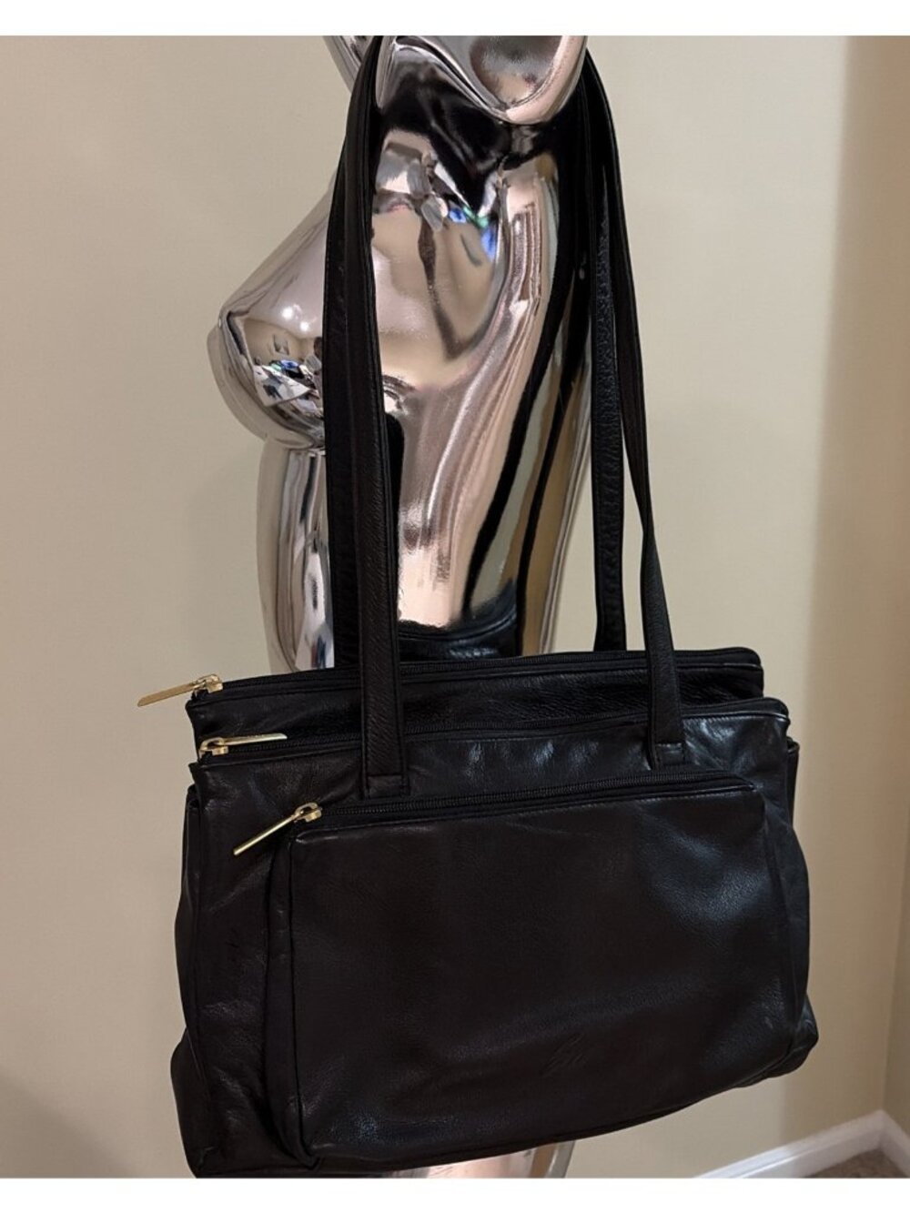 Stone Mountain Genuine Leather Shoulder Bag Black Pebbled Finish Grannycore USA